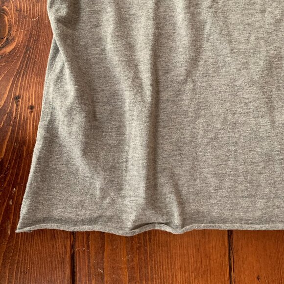 Taylor Swift Reputation Tour Large Gray Women's Crop Top T-Shirt Fan Concert EUC - Picture 6 of 10